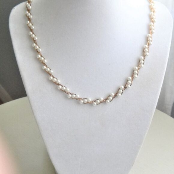 VINTAGE SIGNED NAPIER PEARL BEADED 24" NECKLACE EXCELLENT CONDITION - Picture 4 of 6